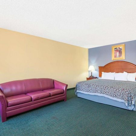 Blue Way Inn & Suites Wichita East Kültér fotó